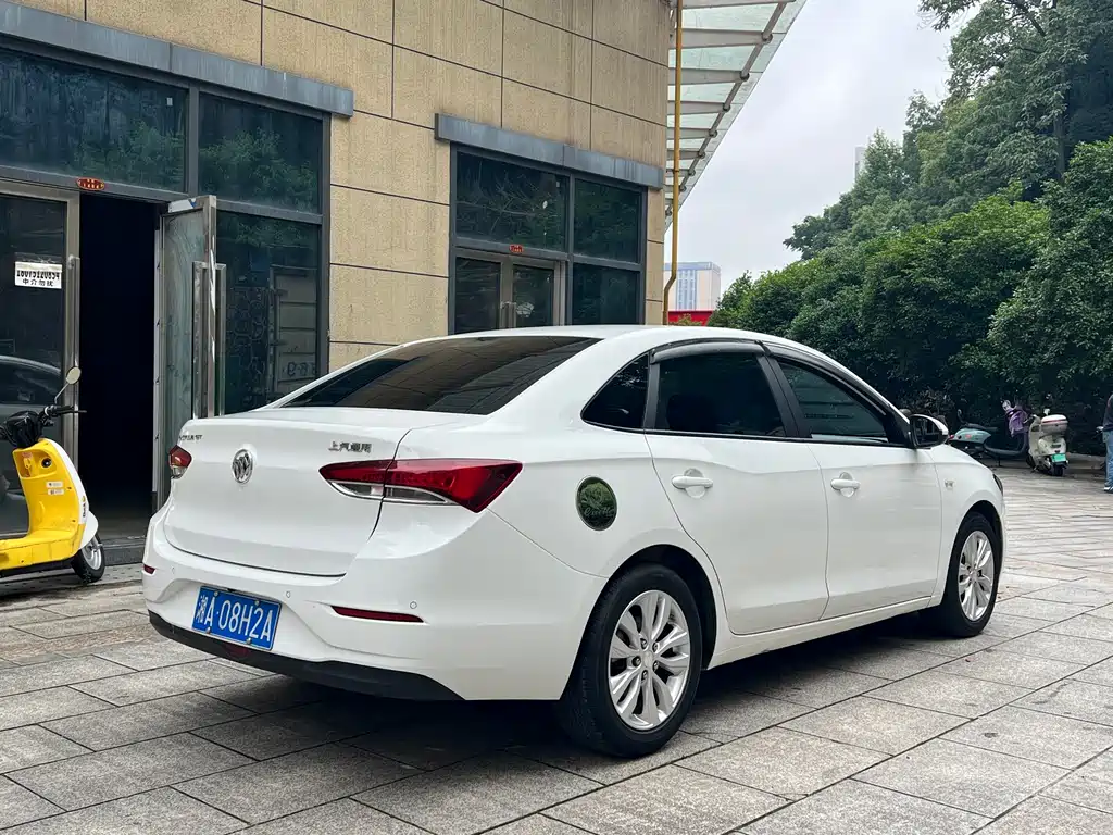 Buick Excelle 2021 — фото 24