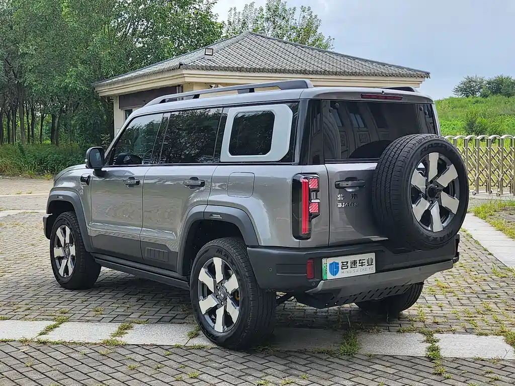 BAIC BJ40 Extended Range 2025 — фото 14