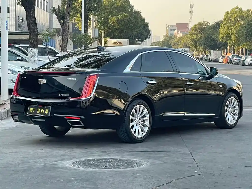 Cadillac XTS 2019 — фото 7