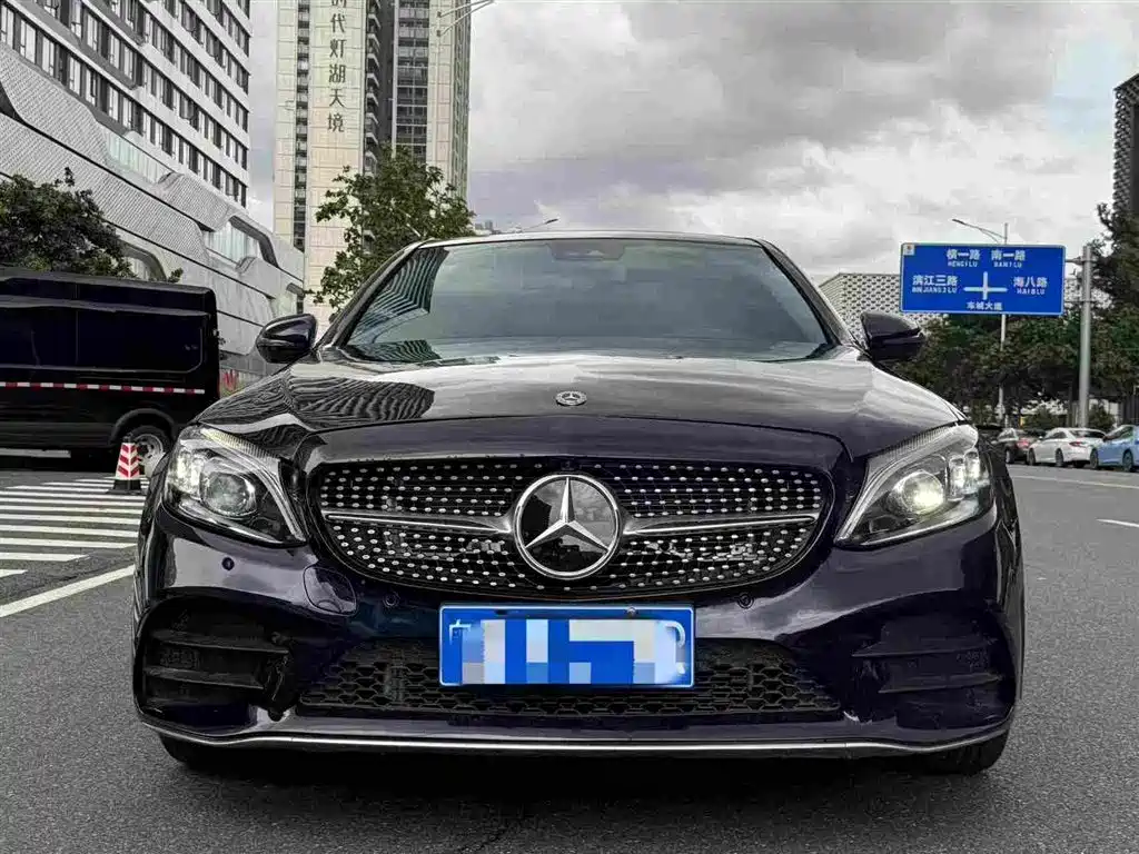 Mercedes-Benz C-Class 2019