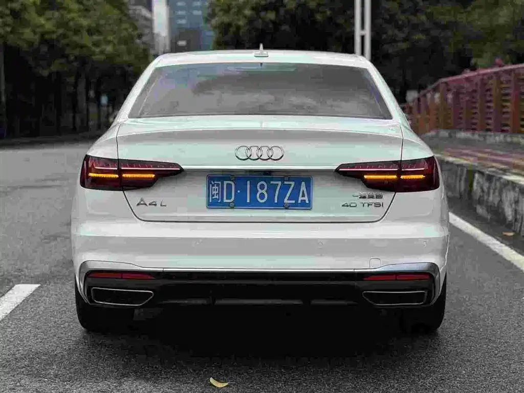 Audi A4L 2023