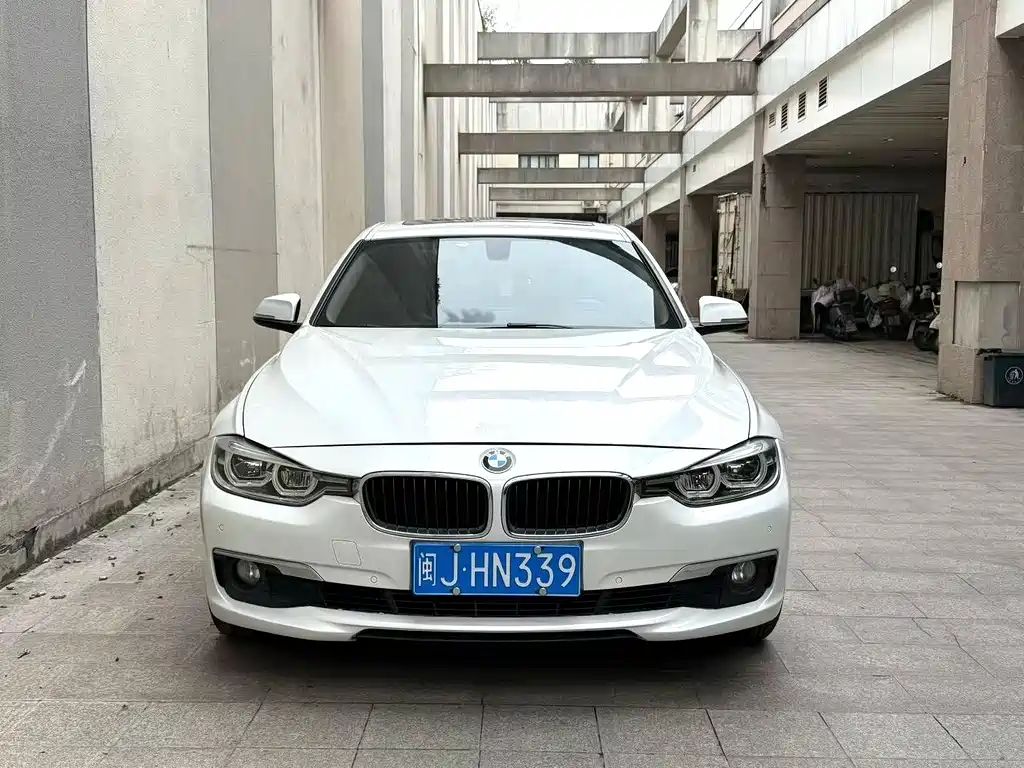 BMW 3 Series 2016 — фото 2