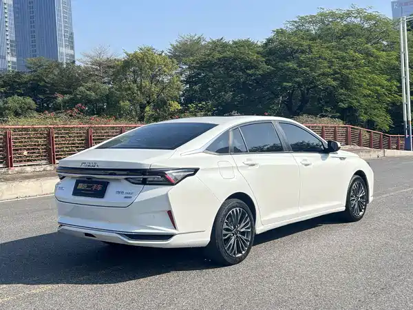Dongfeng Yixuan MAX 2021