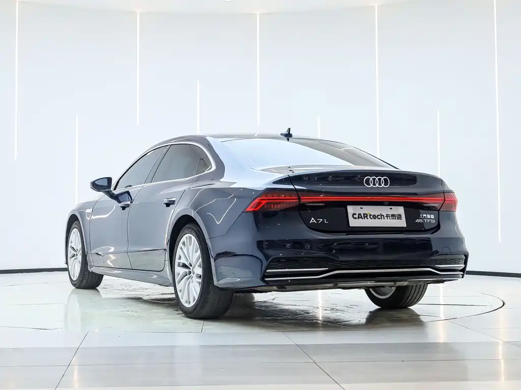 Audi A7L 2024 — фото 5