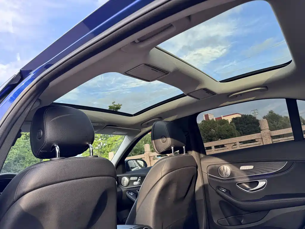 Mercedes-Benz C-Class 2020 — фото 13
