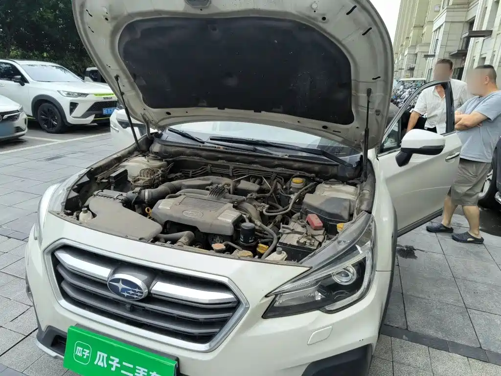Subaru Outback 2018 — фото 22