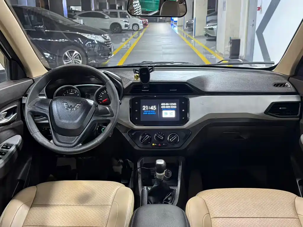 Wuling Hongguang 2018 — фото 16