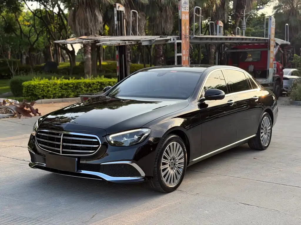 Mercedes-Benz E-Class 2021 — фото 1