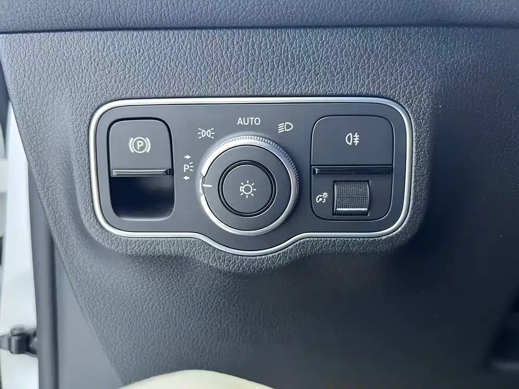 Mercedes-Benz GLB 2020 — фото 15