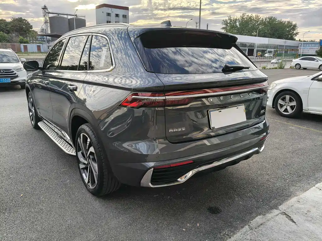 Geely Xingyue L 2024 — фото 4