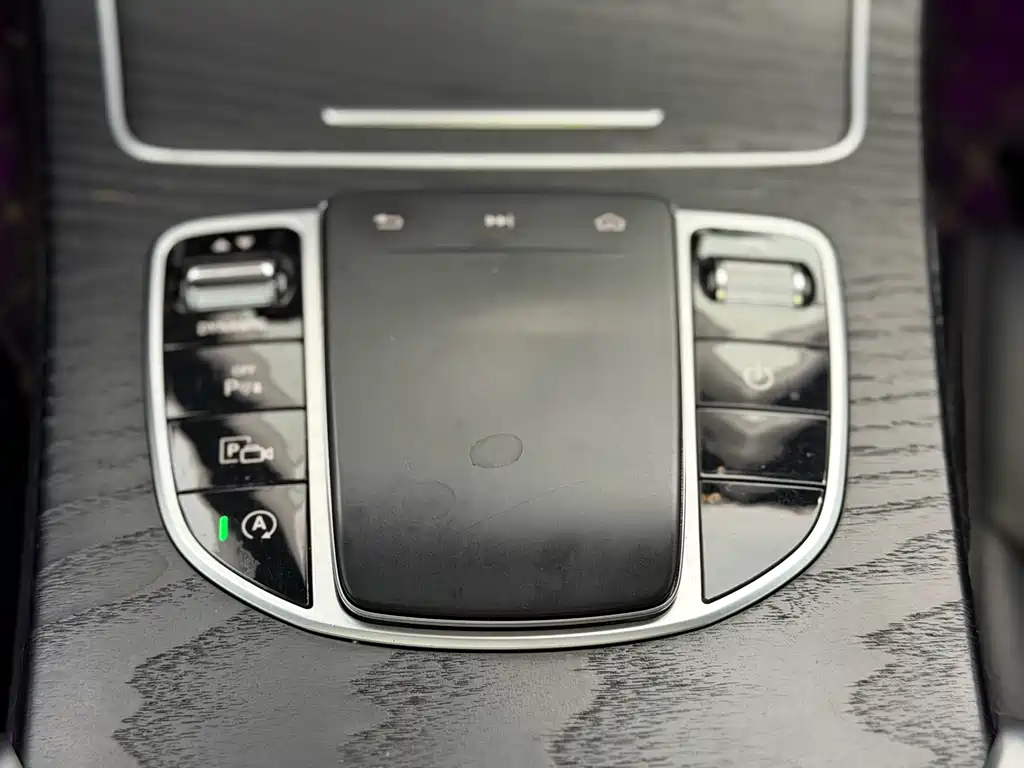 Mercedes-Benz C-Class 2019 — фото 14