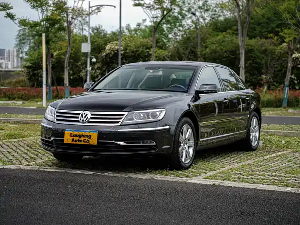 Volkswagen Phaeton 2012