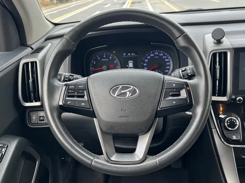 Hyundai ix35 2018 — фото 9