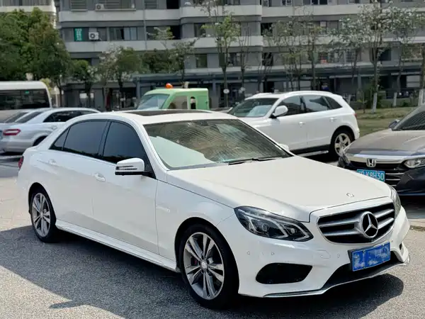 Mercedes-Benz E-Class 2015