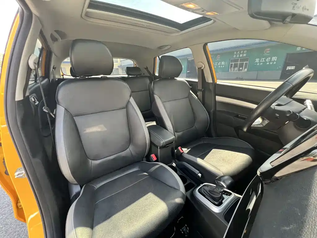 Kia KX1 2023 — фото 13