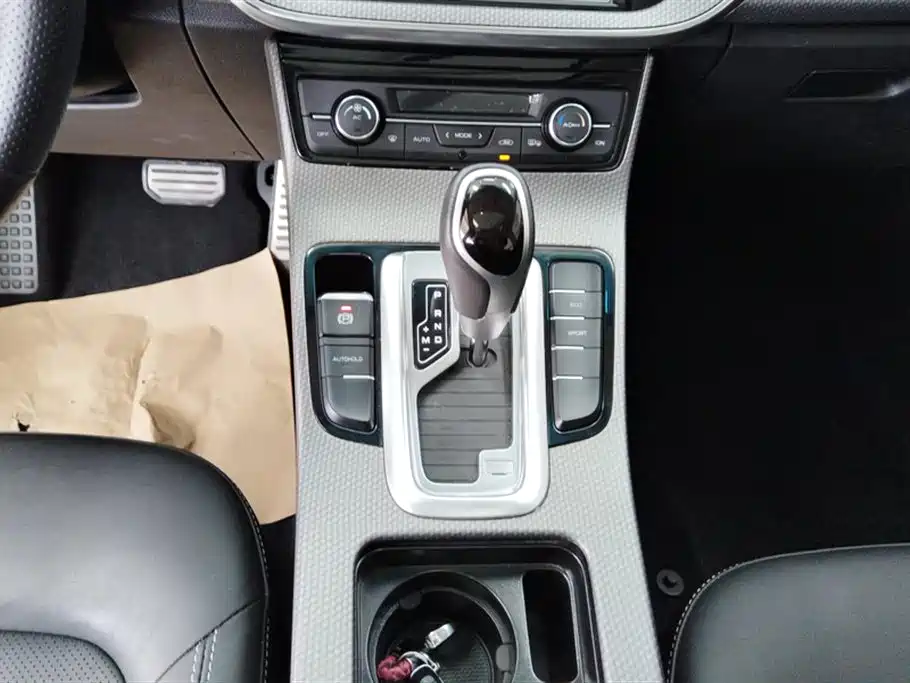 Geely Emgrand GS 2018 — фото 16