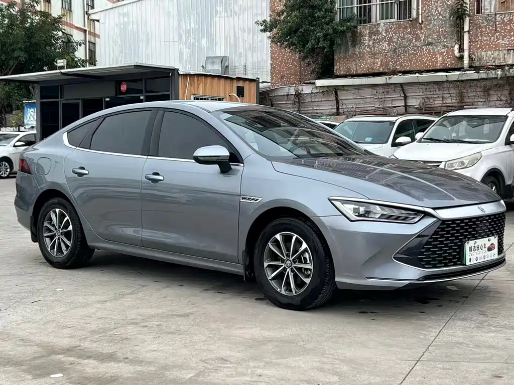 BYD Qin PLUS 2025 — фото 3