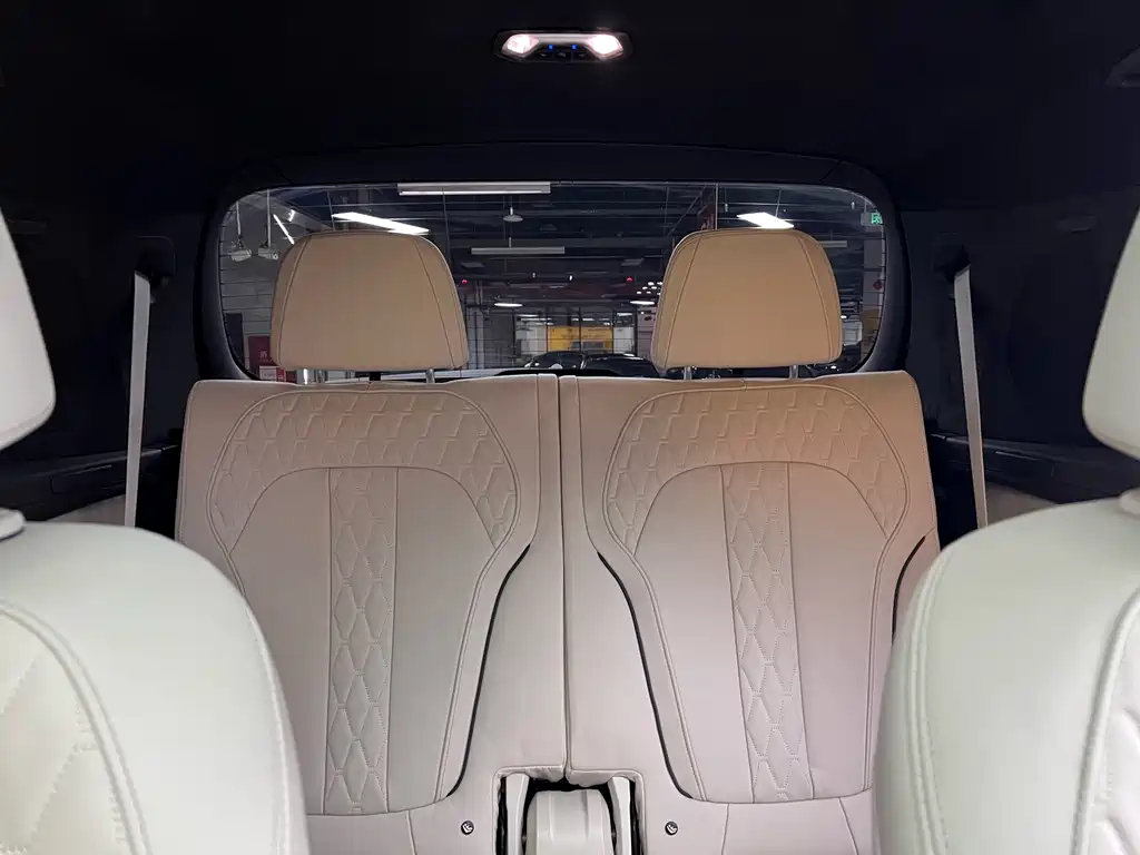 BMW X7 2021 — фото 11