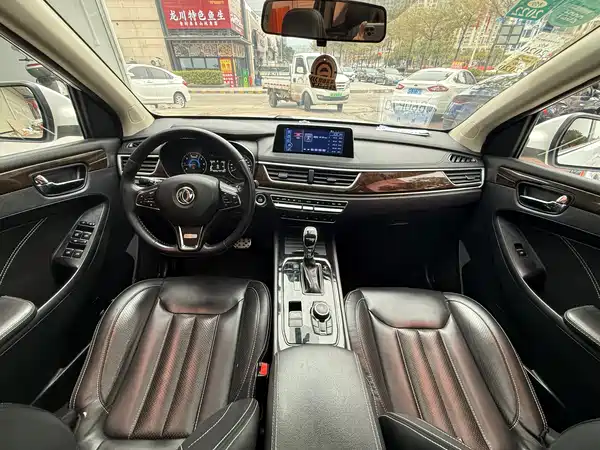 Dongfeng Scenery 580 2017