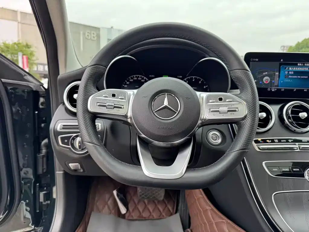Mercedes-Benz C-Class 2021 — фото 34