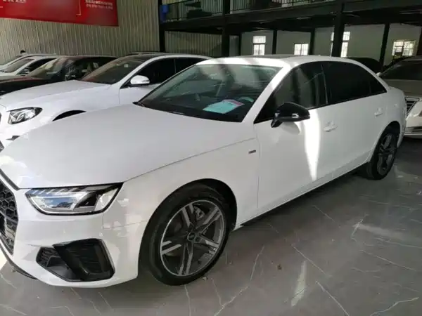 Audi A4L 2022
