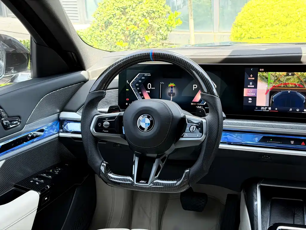 BMW 7 Series 2023 — фото 11