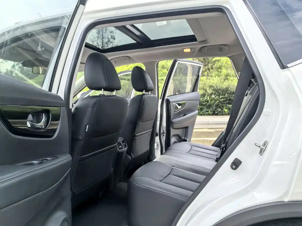 Nissan X-Trail 2023 — фото 12