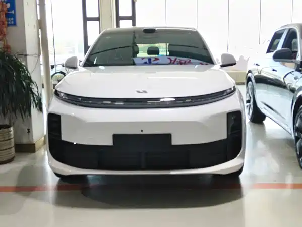 Li Auto L6 2026