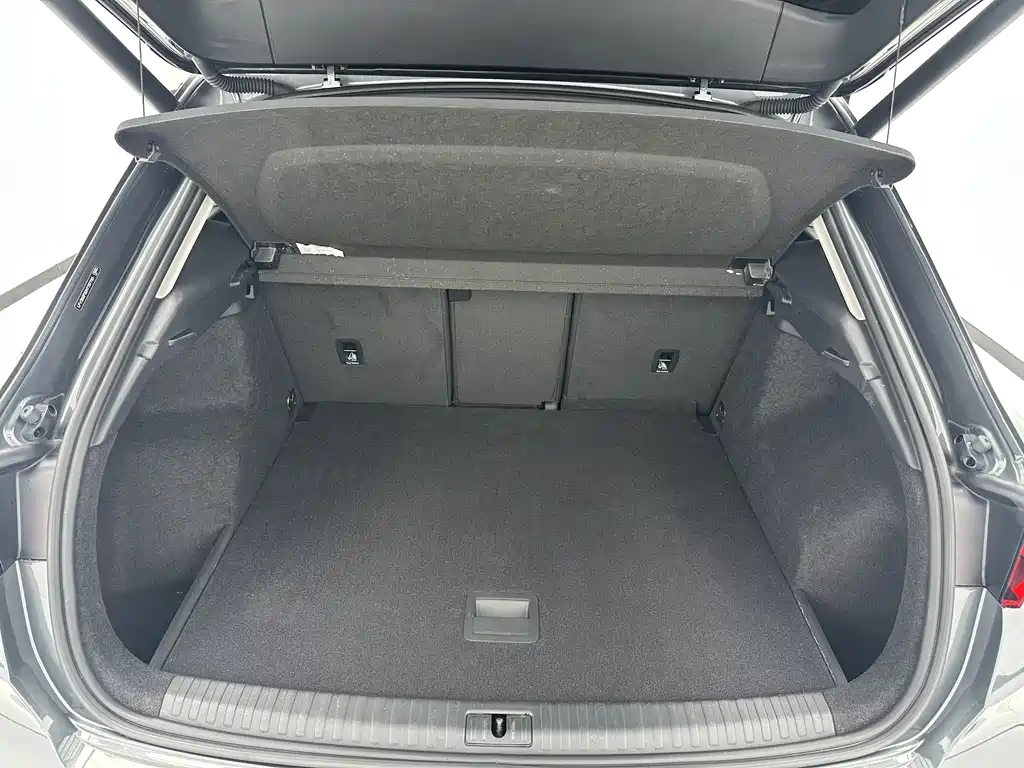 Audi Q3 2022 — фото 18