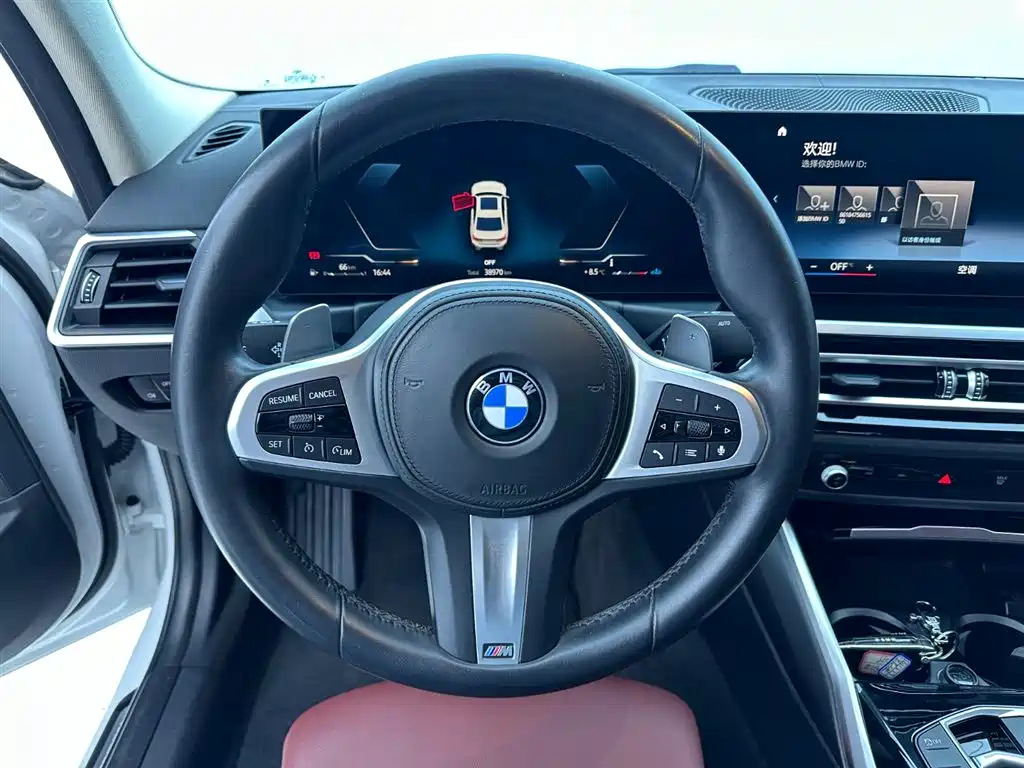 BMW 3 Series 2023 — фото 17