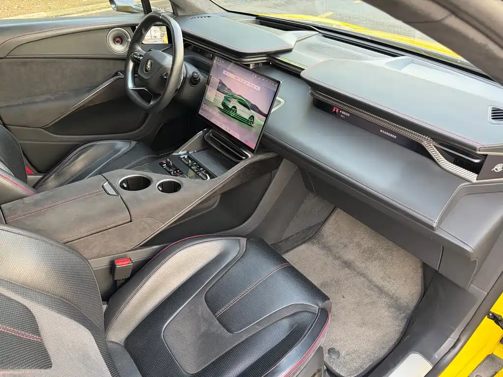 Lotus Eletre 2024