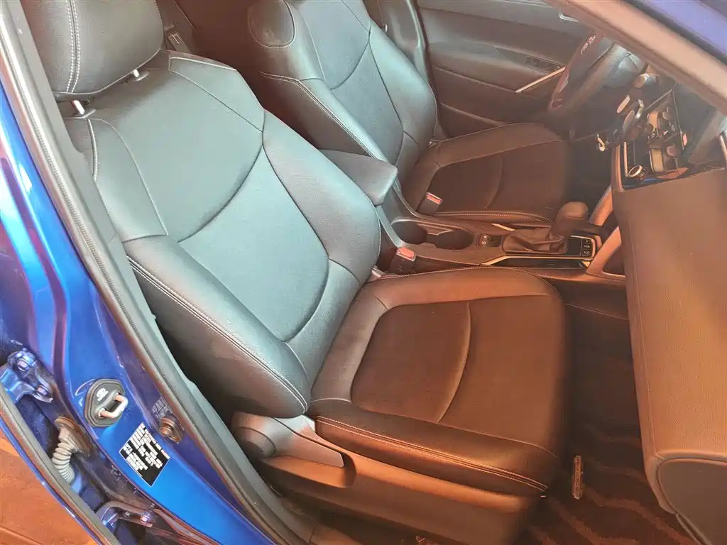 Toyota Corolla Cross 2023 — фото 20
