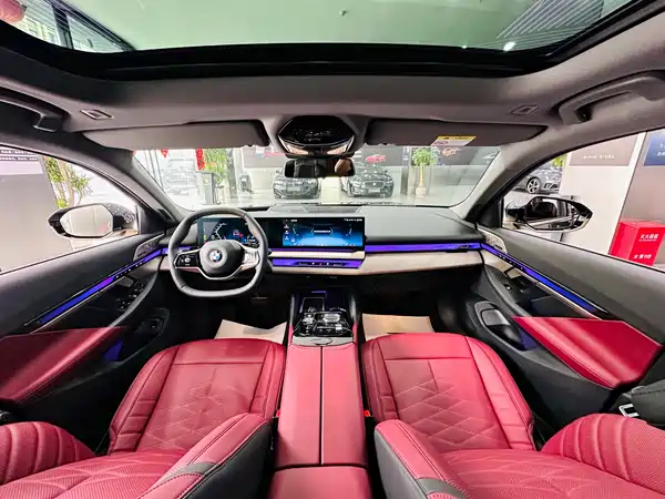 BMW 5 Series 2024