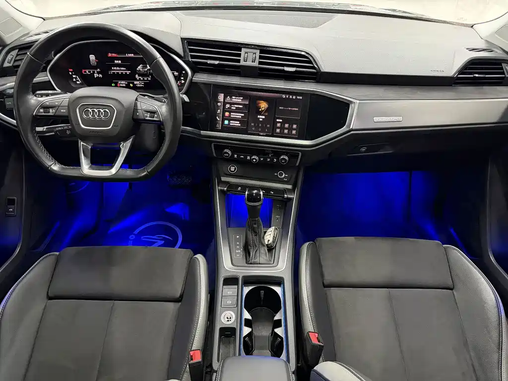 Audi Q3 2022 — фото 8