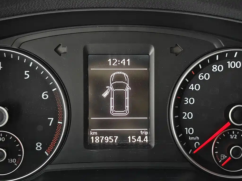 Volkswagen Sharan 2016 — фото 15