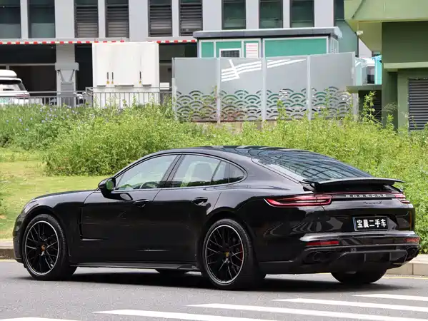 Porsche Panamera 2020