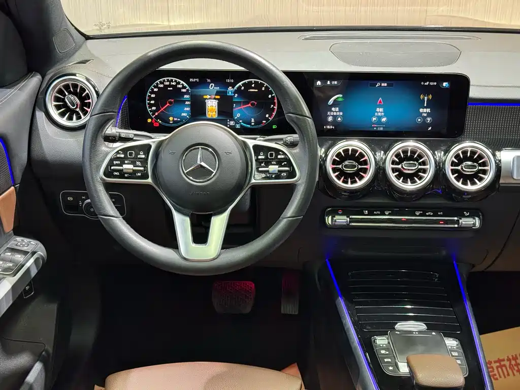 Mercedes-Benz GLB 2022 — фото 19