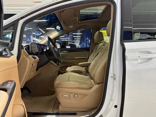 Buick GL8 2020