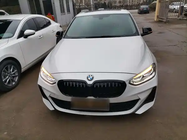 BMW 1 Series 2021