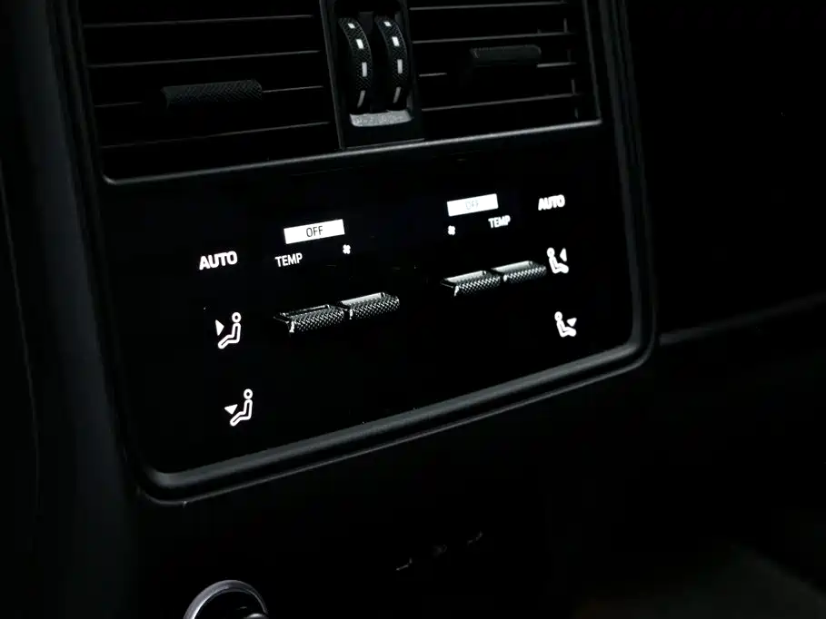 Porsche Cayenne 2024 — фото 18