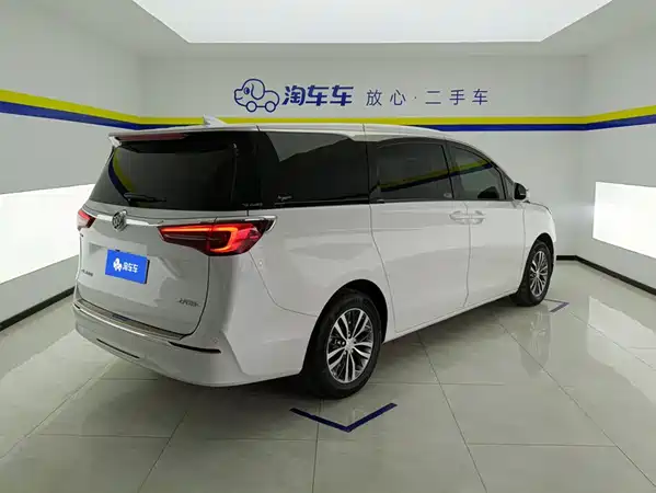 Buick GL8 2022