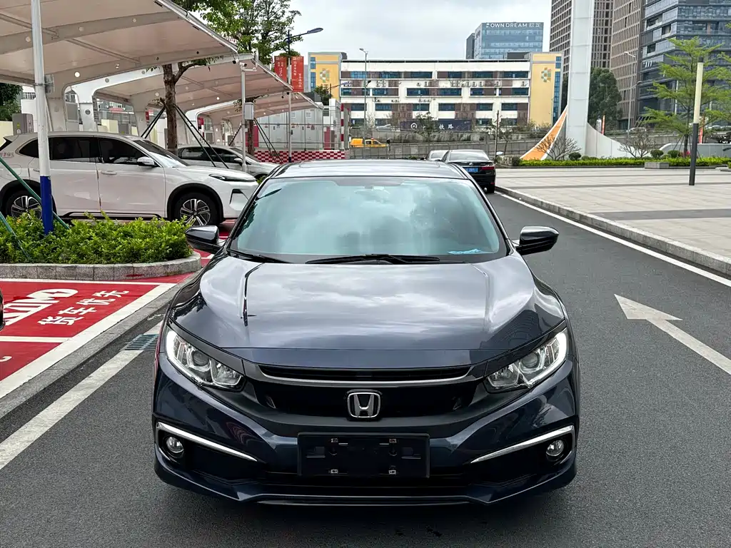 Honda Civic 2019 — фото 2
