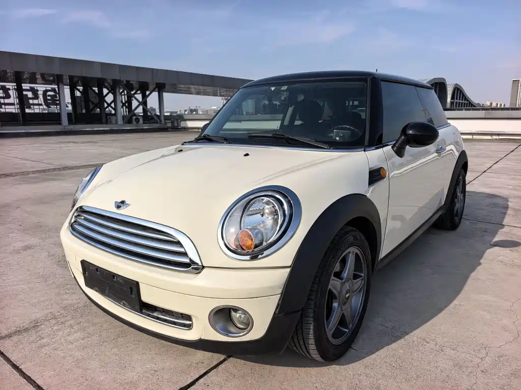 MINI Mini 2010