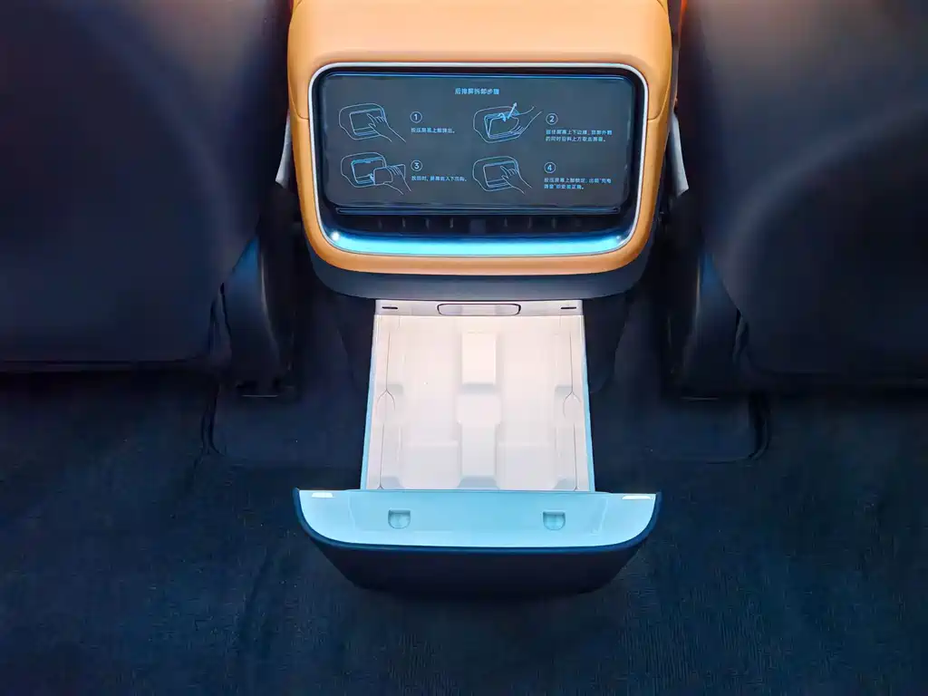 Xiaomi YU7 2025 — фото 8