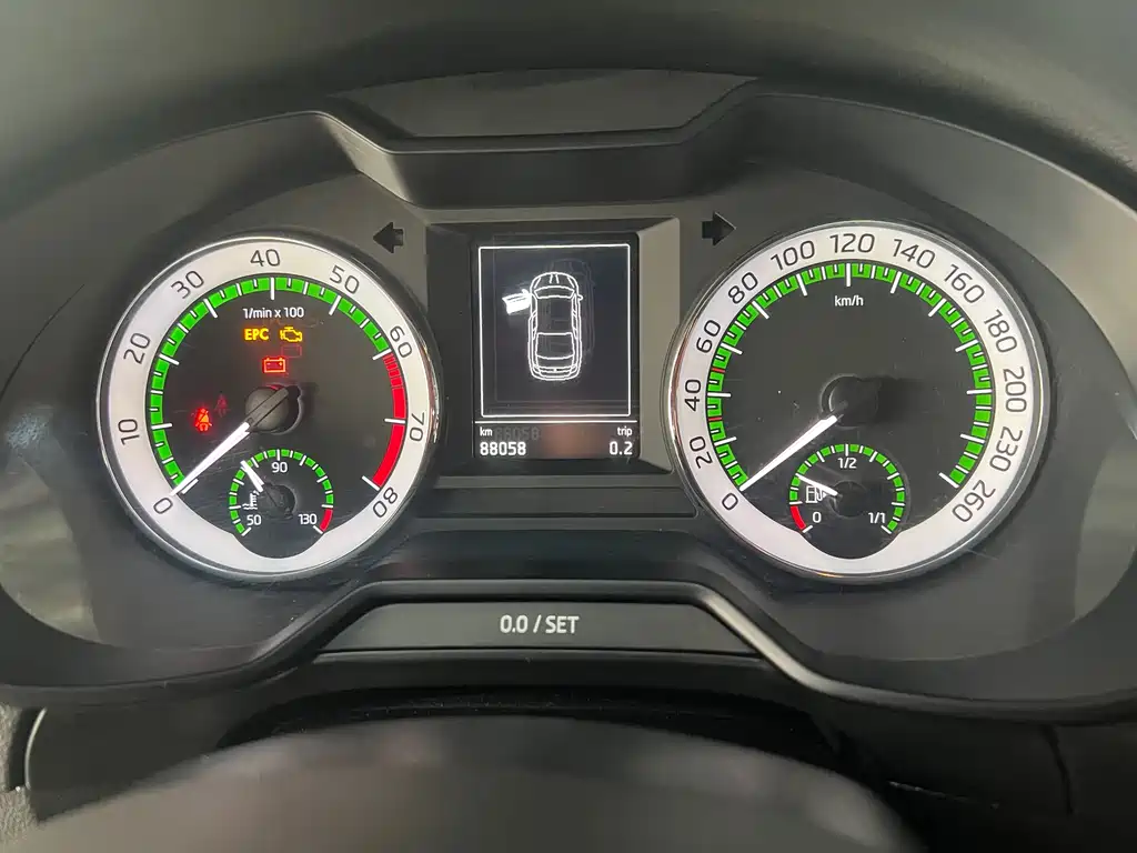 Skoda Octavia 2019 — фото 18