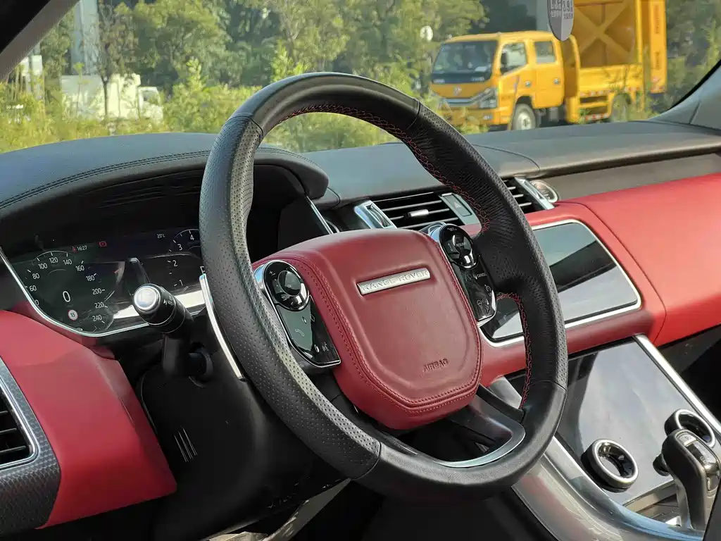 Land Rover Range Rover Sport 2021 — фото 14