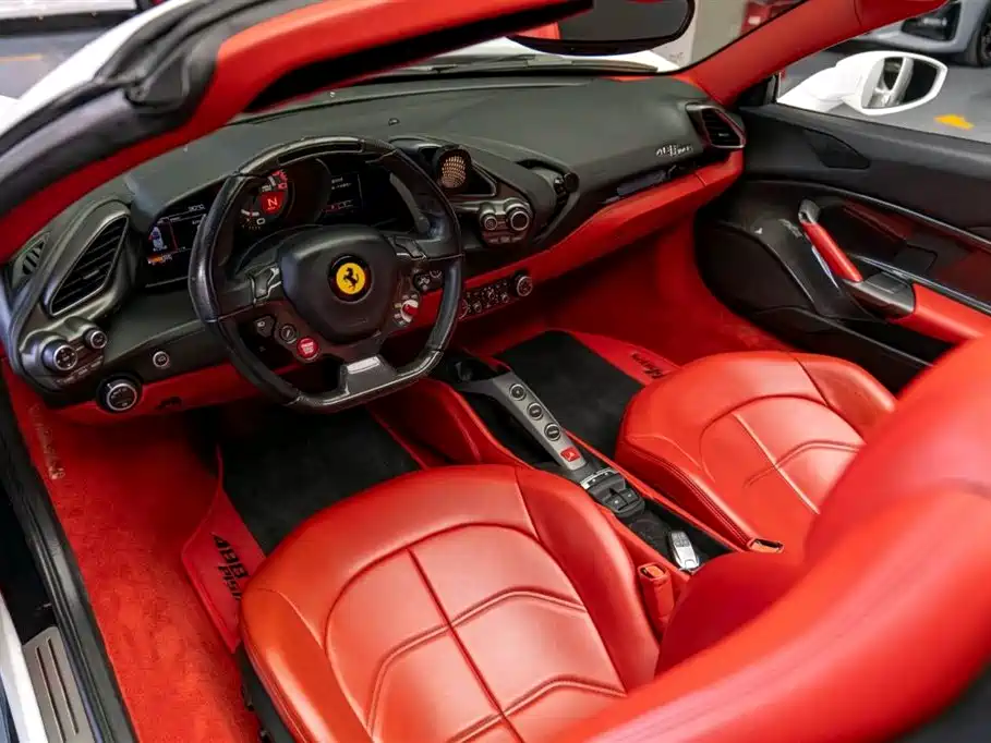 Ferrari 488 2018 — фото 9
