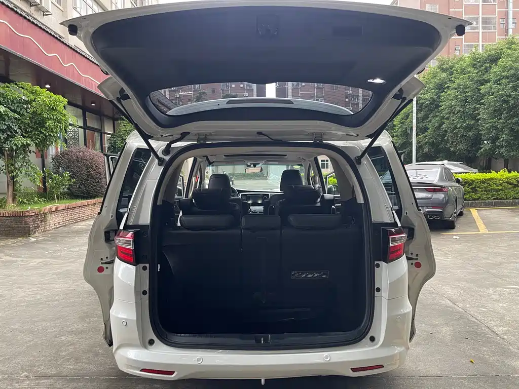Honda Odyssey 2019 — фото 16