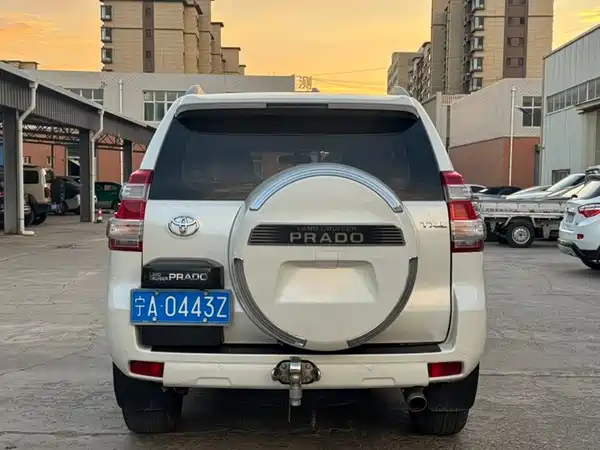 Toyota Prado 2015