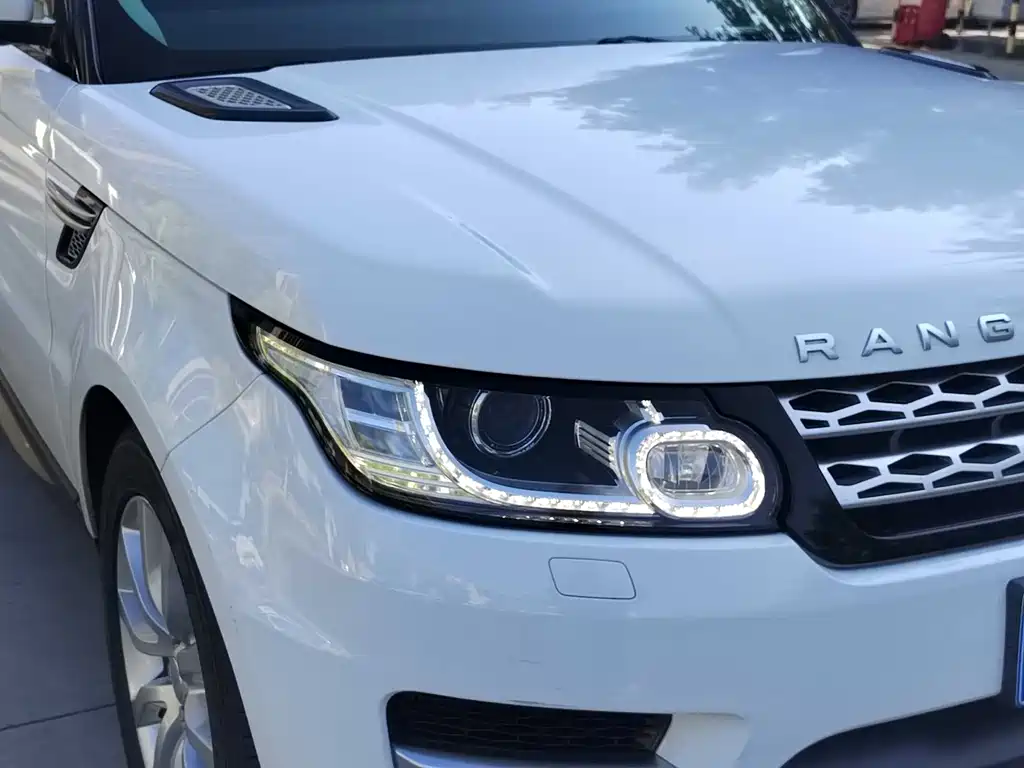Land Rover Range Rover Sport 2015 — фото 9